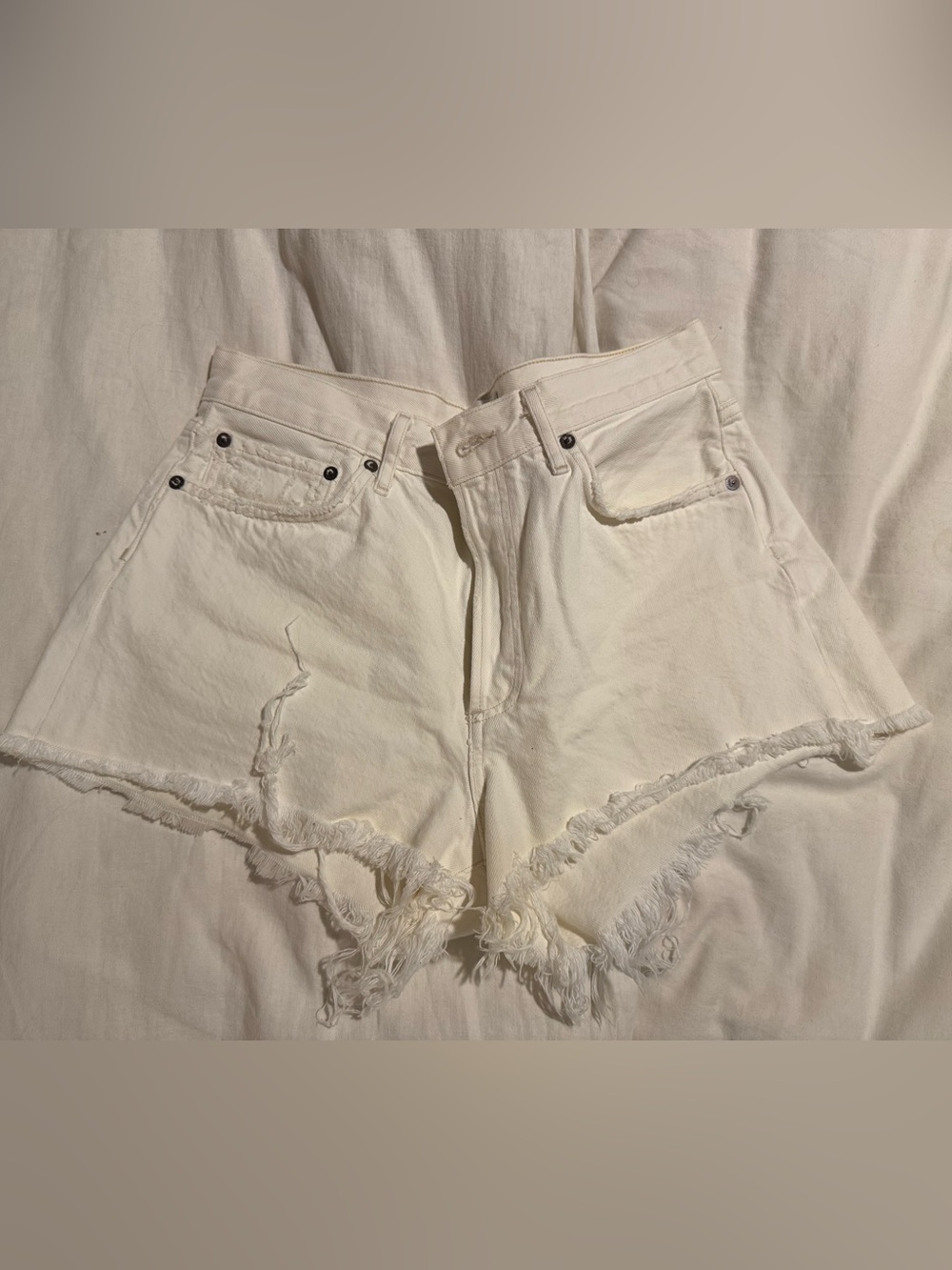 Agolde Off-White Parker Frayed Hem Denim Shorts Sz 28